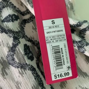 never worn flowy blouse